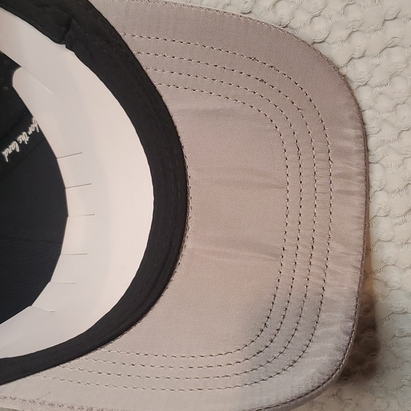 NWT Neptune Performance V2 Trucker Hat - Yellowstone - Picture 6 of 9